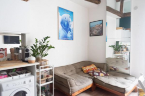 Charming studio for two in the 10th